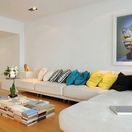Minimalistic In Premium Location Lejlighed Bruxelles Eksteriør billede